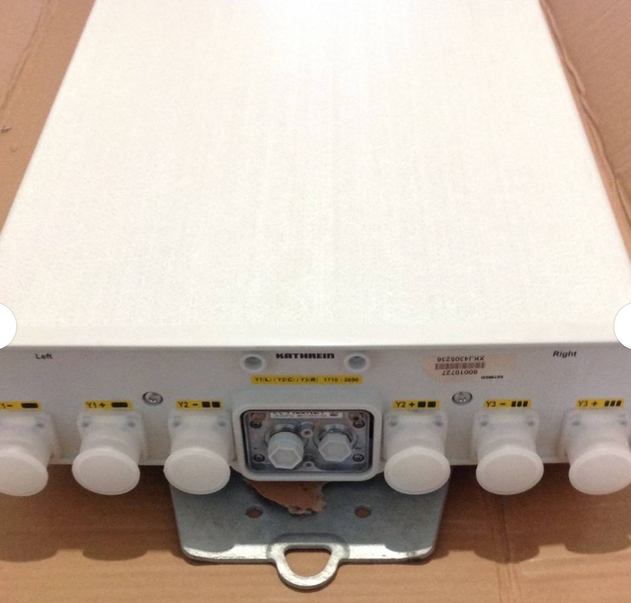 Kathrein 1710-2690 MHz Multi-band Panel Antenna (80010727) Cell Phones & Accessories Kathrein 1710-2690 MHz Multi-band Panel Antenna (80010727) Cell Phones & Accessories