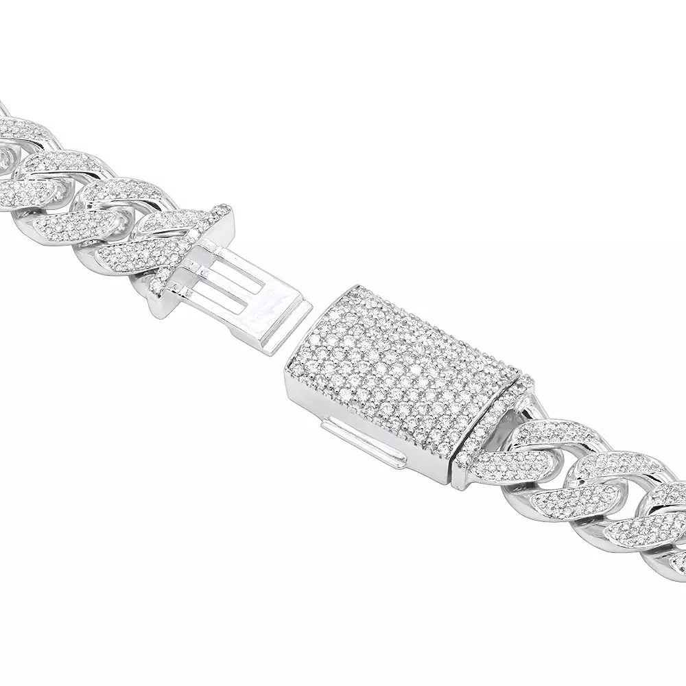 6F07585B-BAB5-4D8D-9121-3C195201FFBF