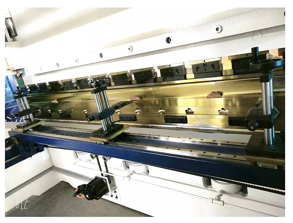 Sheet Metal Automatic Bending Machine – Aluminium Stainless Steel Bending Q235A Press Brake Machinery, Tools, & Furniture Source : China Sheet Metal Automatic Bending Machine - Aluminium Stainless Steel Bending Q235A Press Brake Machinery, Tools, & Furniture Source : China