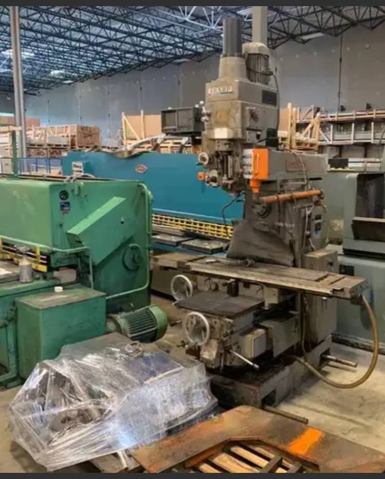 Vertical / Horizontal Knee Milling Machine – 2 Spindles VH-3 Machinery, Tools, & Furniture Milling machine Vertical / Horizontal Knee Milling Machine - 2 Spindles VH-3 Machinery, Tools, & Furniture Milling machine